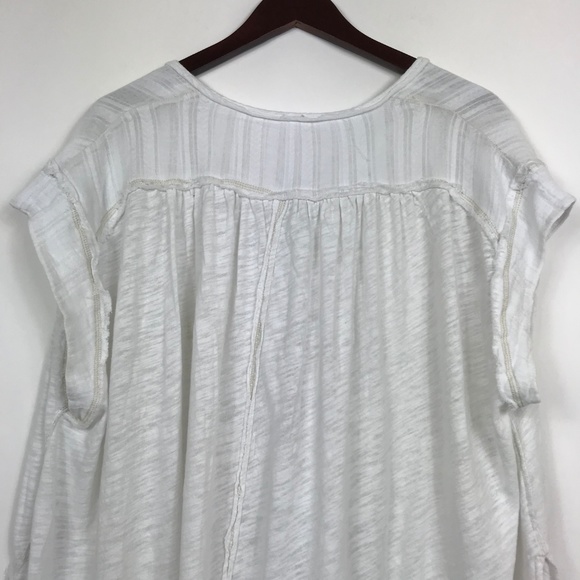 Free People  Size XS Blouse Ivory Tunic Raw Hem - Picture 7 of 8